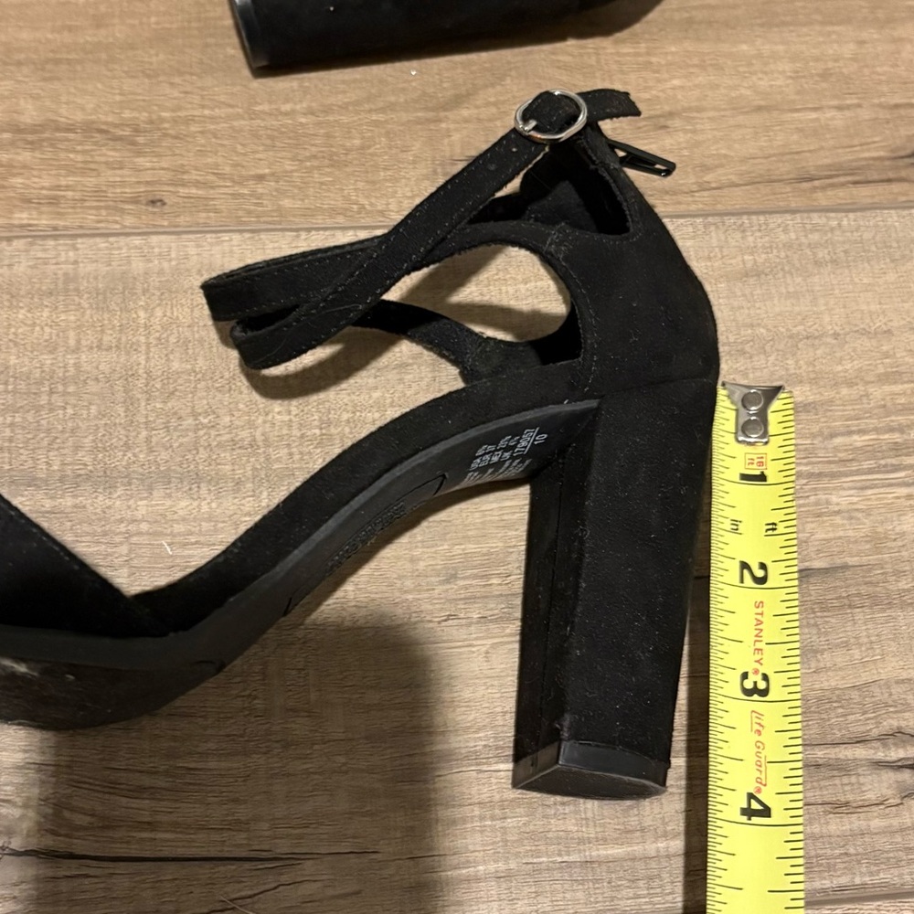 Christian Siriano Kam Criss-Cross suede Pump Heel Shoes black‎ size 6.5 - Picture 8 of 8